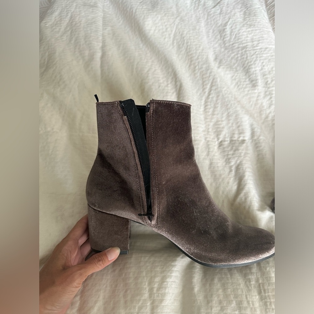 Velvet H&M boots size 38.